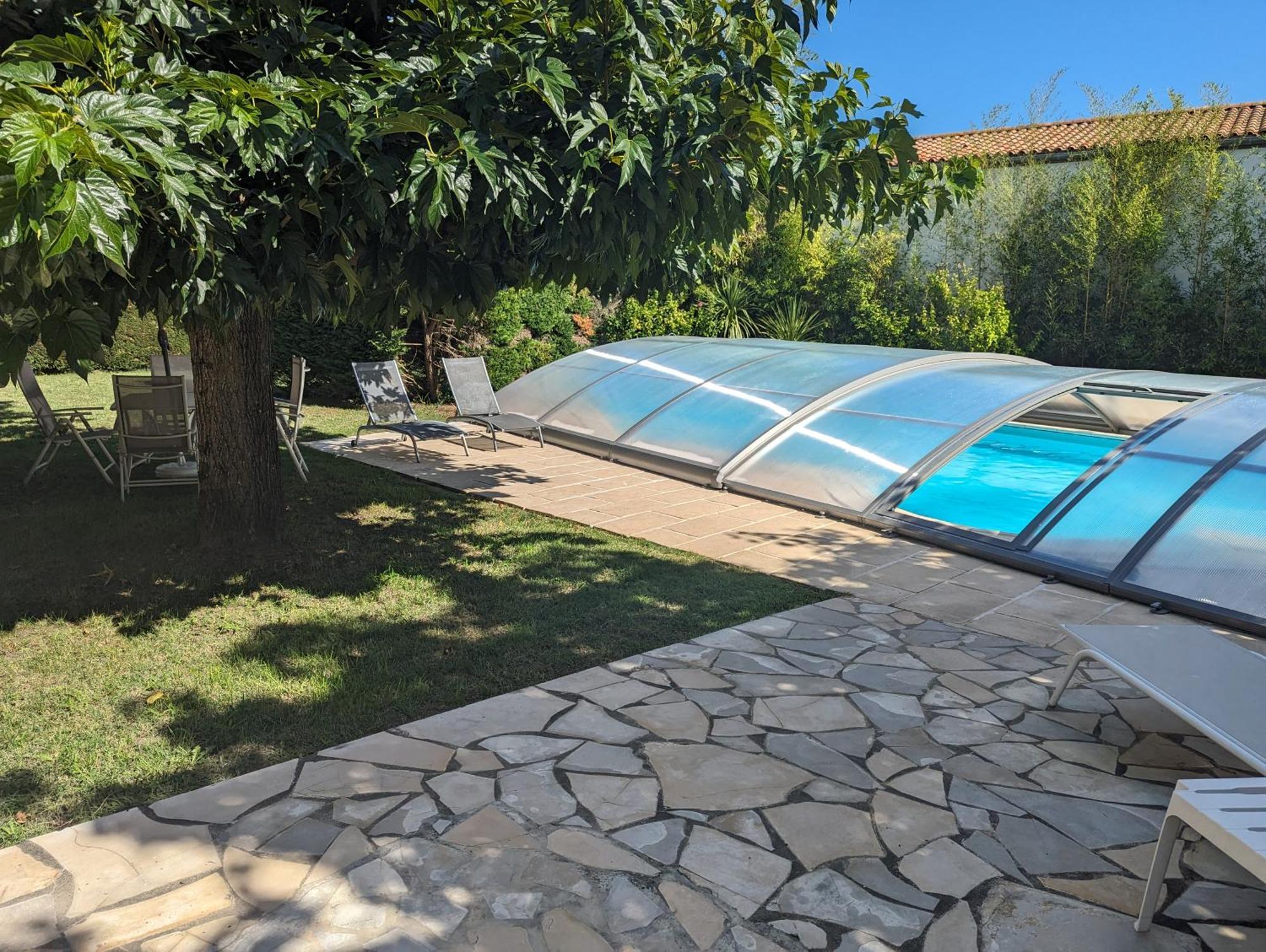 Gros Caillou De St Emilion Apartment Saint-Sulpice-de-Faleyrens Ngoại thất bức ảnh